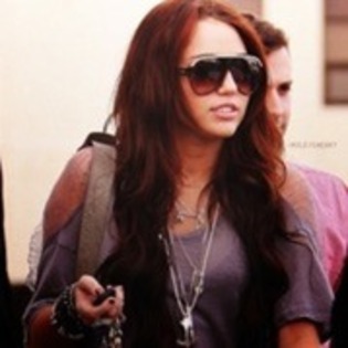 nush,dar ne putem muta la voi?