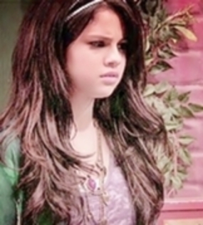 dar cu cine ai venit?