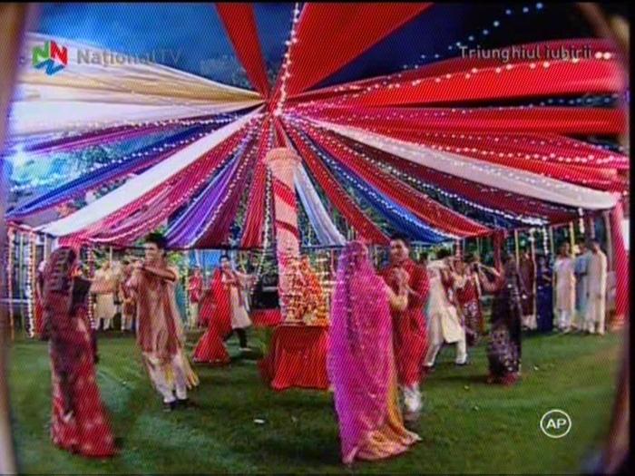 triunghiul iiubiri (51)