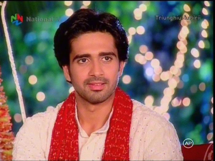 triunghiul iiubiri (80)