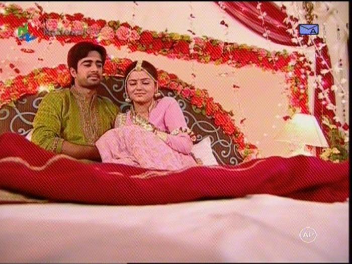 triunghiul iiubiri (144)