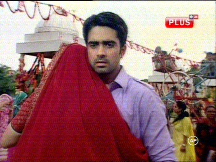 triunghiul iiubiri (169)