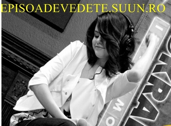 43044019_OVJWAFOIN - cat de mult o yuby pe selena gomez si justin bieber