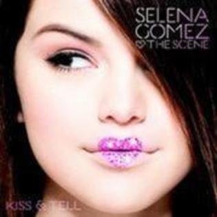 48417147_MMBMCCEJS - cat de mult o yuby pe selena gomez si justin bieber