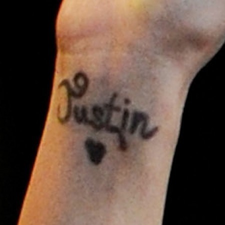 dd - cat de mult o yuby pe selena gomez si justin bieber