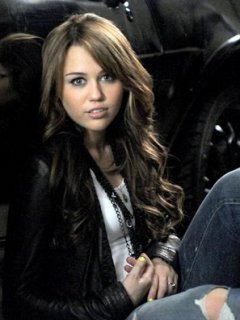 Miley : Selz , am avut un cosmar ca tu ai fost impuscata de catre Ashley... - 0 A BANDA DESENATA 4