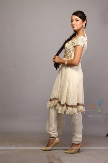 162892-preet-kaur-madhan - Hindi HINDI DE MODIFICAT