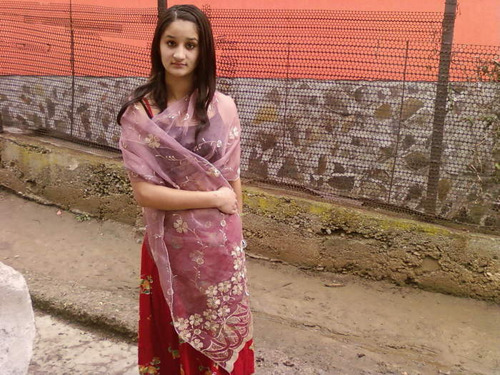27717291_QIWZPSRUZ - Hindi HINDI DE MODIFICAT