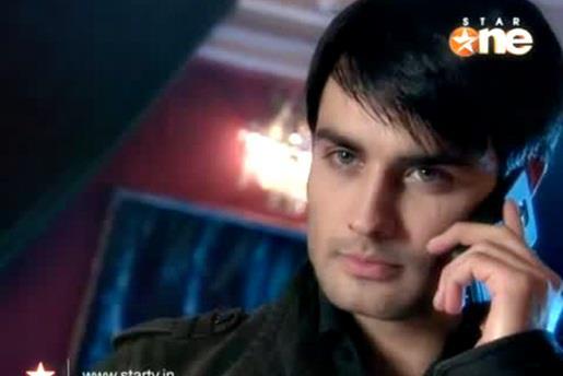 ab (2) - Vivian Dsena