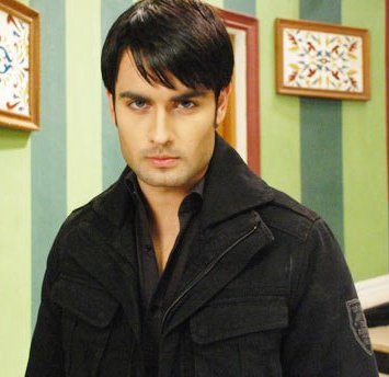 Abhay la scoala