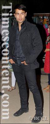 Abhay Vivian Raichand Dsena (5)