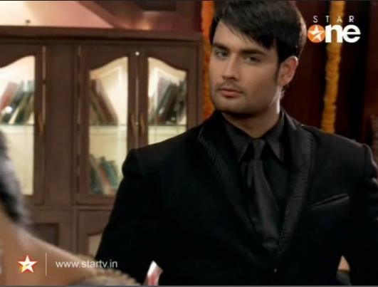 frumoase (3) - Vivian Dsena