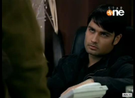 frumoase (16) - Vivian Dsena