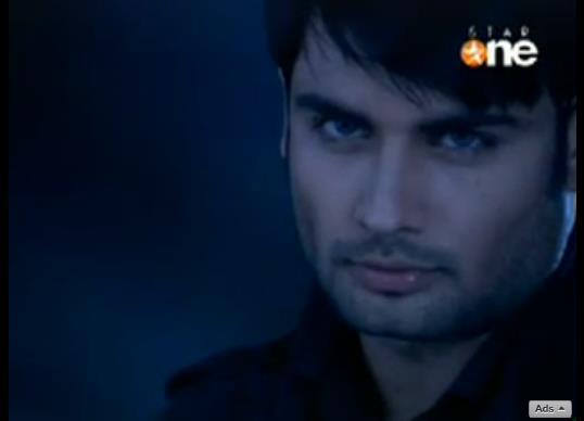 frumoase (18) - Vivian Dsena