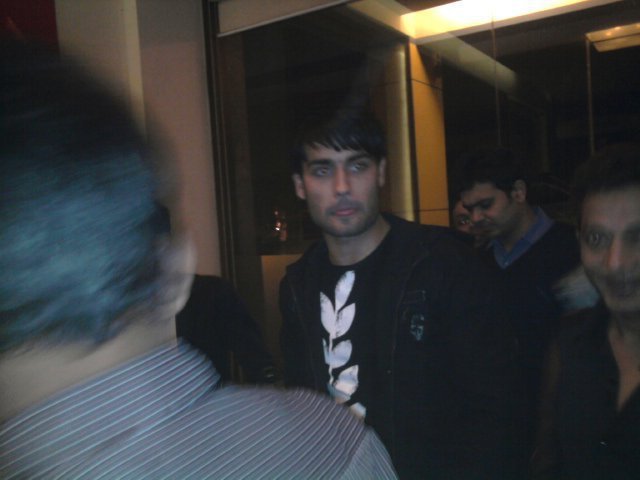 La cine scoti limba - Vivian Dsena
