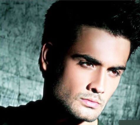 Model (10) - Vivian Dsena