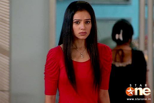 poze noi (112) - Sukirti Kandpal