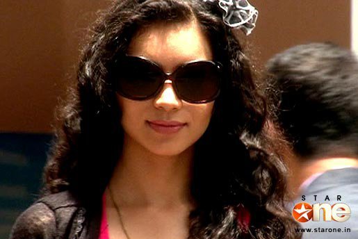 poze noi (131) - Sukirti Kandpal