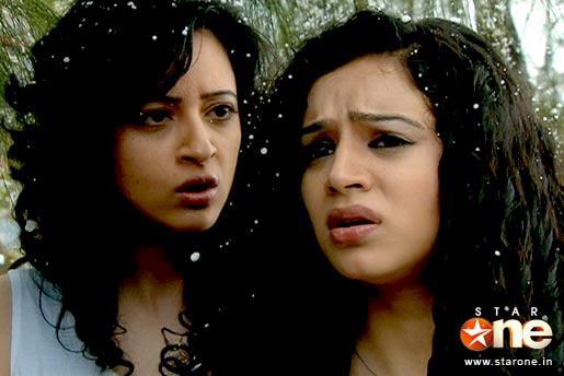 SUKIRTI & VIVIAN new (55) - Sukirti Kandpal