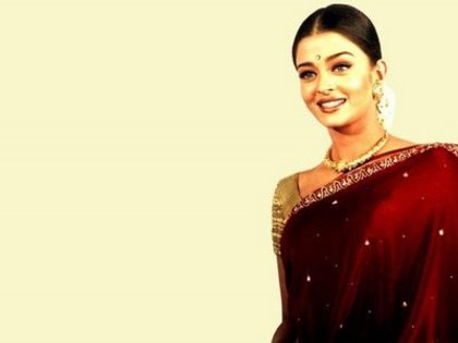 Aishwaraya-Rai-Maroon-Sari - alege 2