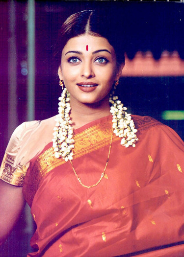 Aishwarya-Rai-Sari-Picture-014 - alege 2