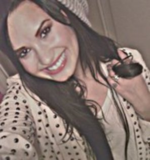 154810_172703516093638_100000619727704_422031_3376916_a - vacanta in america alaturi de Demi lovato