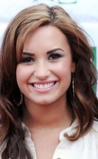 156390_174553295908660_100000619727704_434089_3149736_a - vacanta in america alaturi de Demi lovato