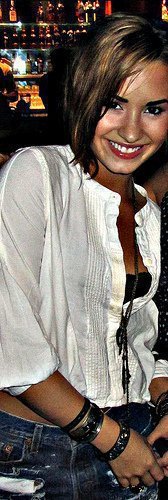 166841_186719358025387_100000619727704_512168_6289194_n - vacanta in america alaturi de Demi lovato