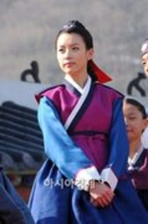 20349932_MNBVLXNYJ - Dong-Yi