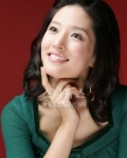 thumbs_Beautiful South Korean actress Wang Bit Na picture (82)