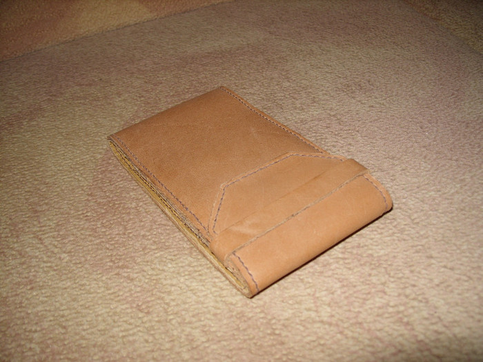 SS853016; Portdocumente pentru 3 persoane
