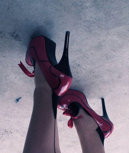 dizzy_heels_by_little_red_irma-d49qaub
