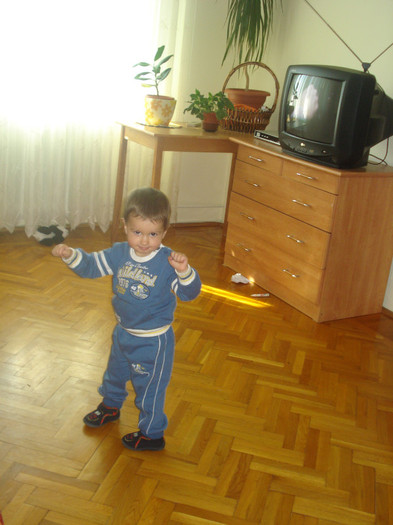 STAI CA AM OBOSIT:)))