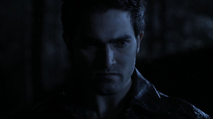 teen-wolf-1x08-Lunatic-tyler-hoechlin-23978660-1280-720