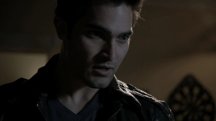 teen-wolf-1x08-Lunatic-tyler-hoechlin-23978686-1280-720
