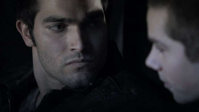 teen-wolf-1x09-Wolf-s-Bane-tyler-hoechlin-24163516-1280-720