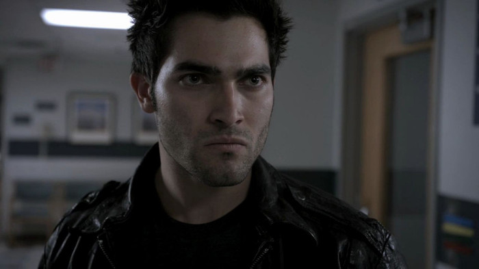 teen-wolf-1x09-Wolf-s-Bane-tyler-hoechlin-24163635-1280-720