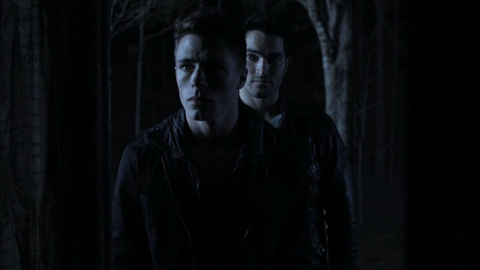 teen-wolf-1x10-Co-Captain-tyler-hoechlin-24358754-1280-720