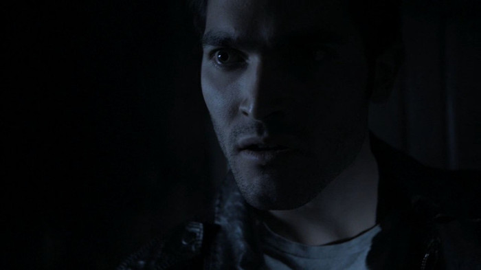 teen-wolf-1x10-Co-Captain-tyler-hoechlin-24358873-1280-720