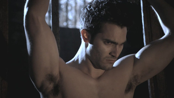 teen-wolf-1x11-Formality-tyler-hoechlin-24484585-1280-720