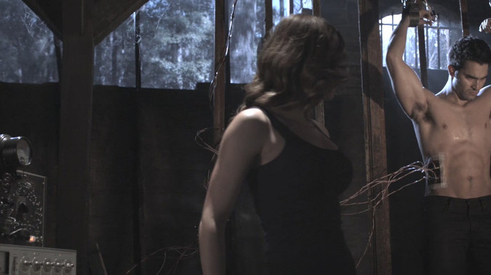 teen-wolf-1x11-Formality-tyler-hoechlin-24484597-1280-720