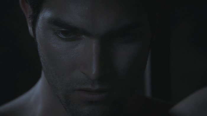 teen-wolf-1x12-Code-Breaker-tyler-hoechlin-24645686-1280-720