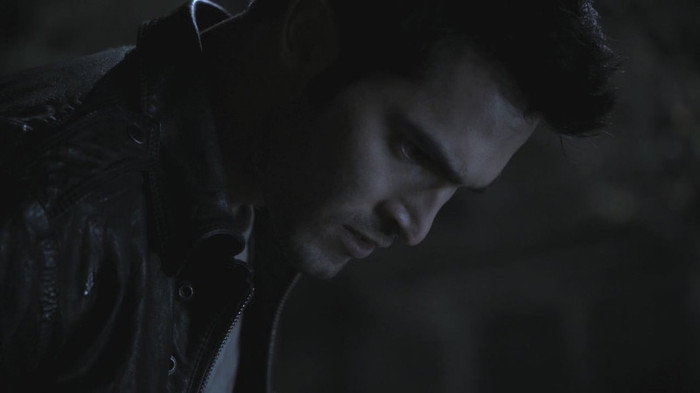 teen-wolf-1x12-Code-Breaker-tyler-hoechlin-24646073-1280-720