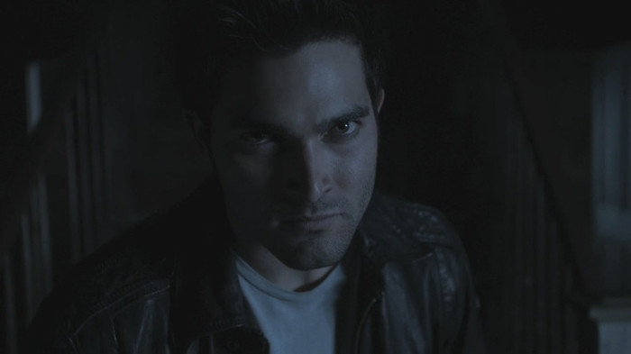 teen-wolf-1x12-Code-Breaker-tyler-hoechlin-24646097-1280-720