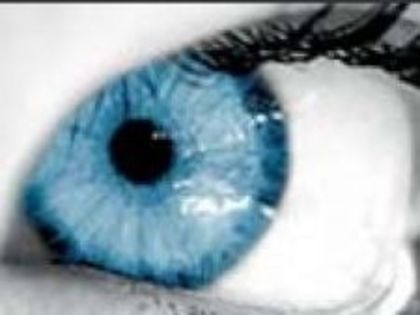  - ochii albastri