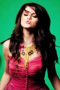images - Selena Gomez