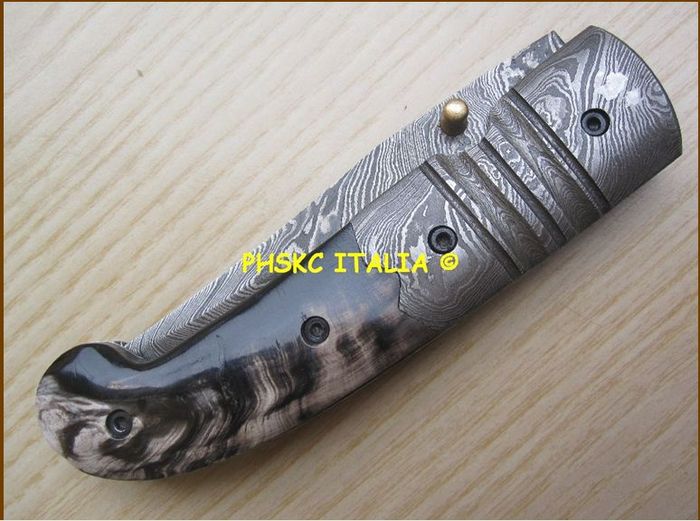 25.3 _ 22,3 cm - Bricege cu LAMA DE DAMASC