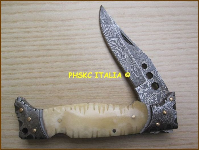 28.4 - Bricege cu LAMA DE DAMASC