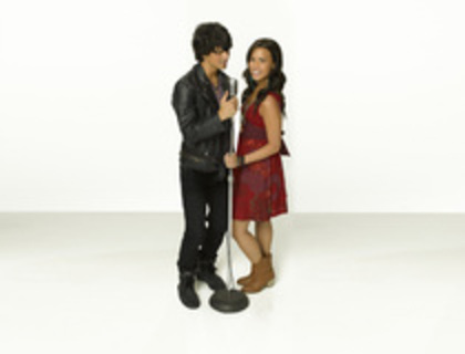 26557462_YDXADWXJE - poze camp rock 2