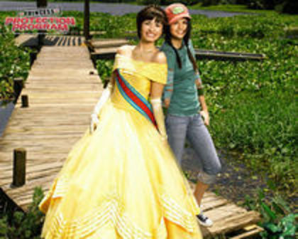 OFJJFOFACDUGEJIFBCO - Princess Protection Program